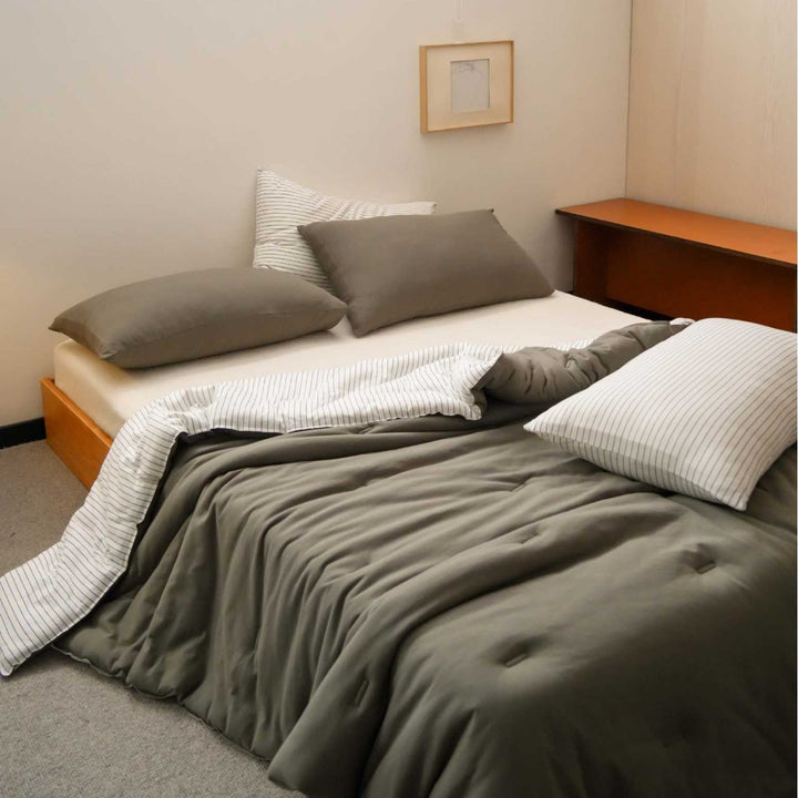 Reversible Brushed Cotton All-Season Duvet Cover & Pin-Tucked Comforter Set