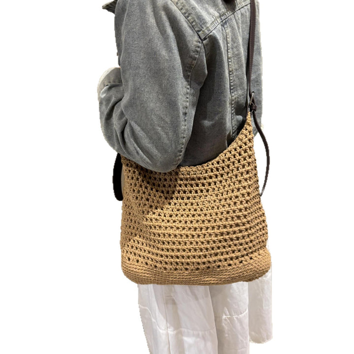 Hand-knotted strap bag Stornfield