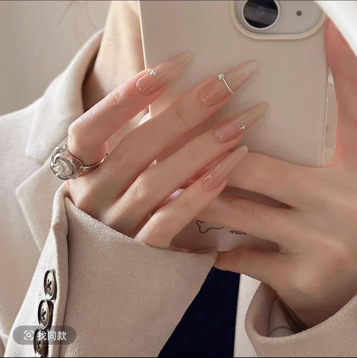 Elegant Nail Art Set Stornfield
