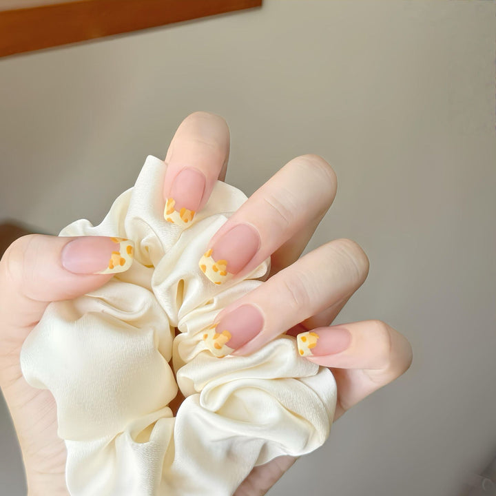 Artificial nails with leopard pattern Stornfield