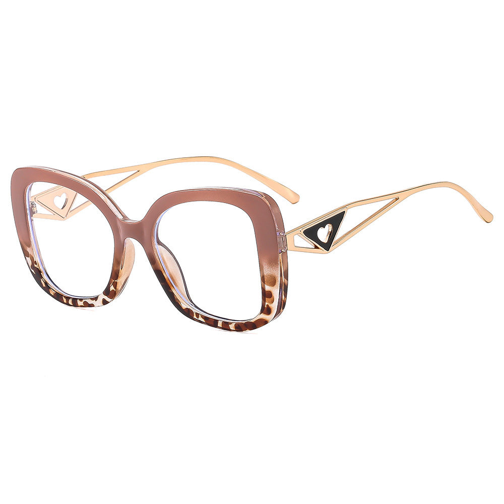 Ladies fashionable oversized sunglasses with luxurious heart detail Stornfield