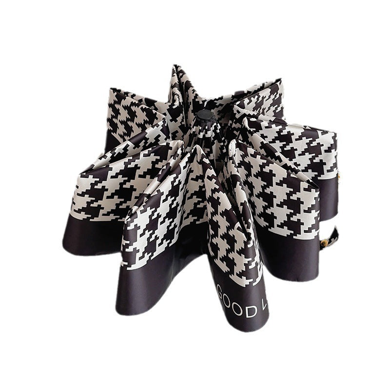 Women Folding Umbrella with Modern Wave Pattern Stornfield