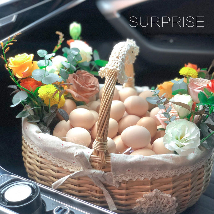 Ladies basket with elegant fabric lining and decorative lace trim Stornfield