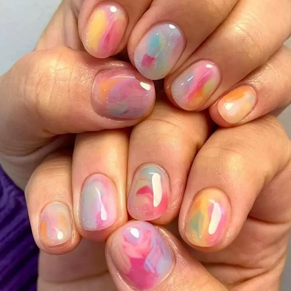 Nail set with marble pattern Stornfield