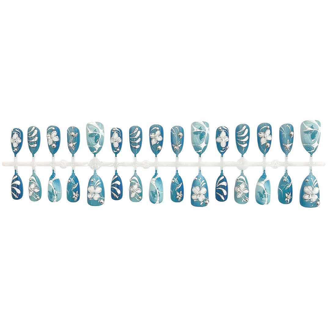 Artistic Floral-Patterned Press-On Nail Set Stornfield