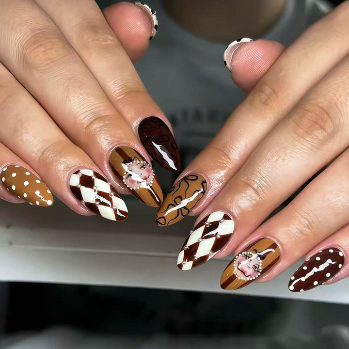 Artistic Press-On Nail Art Set with Unique Patterns