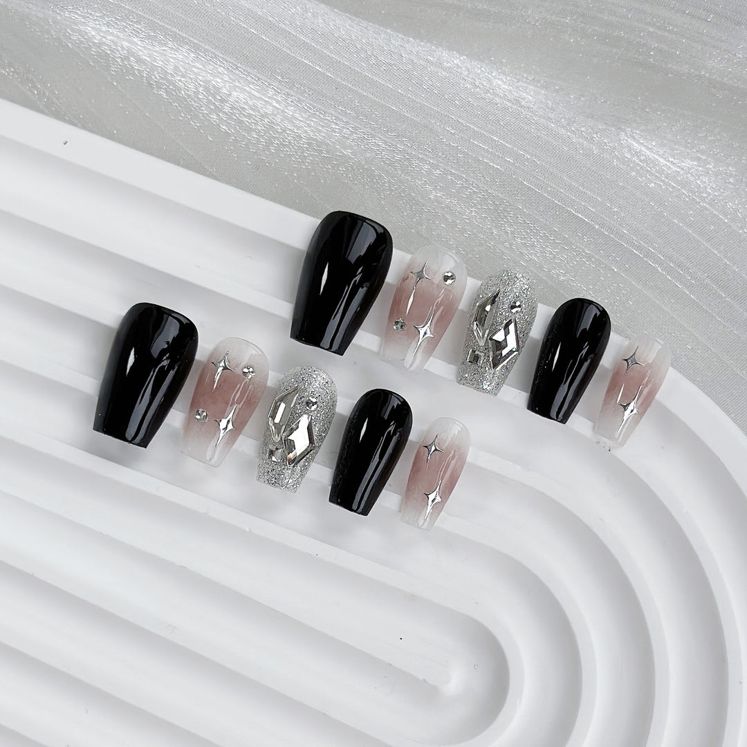 Butterfly-Embellished Press-On Nail Set
