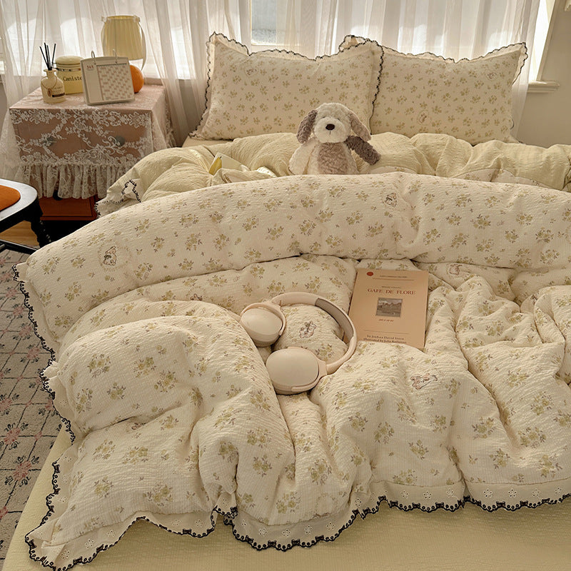Vintage Floral Patchwork Bedding Set