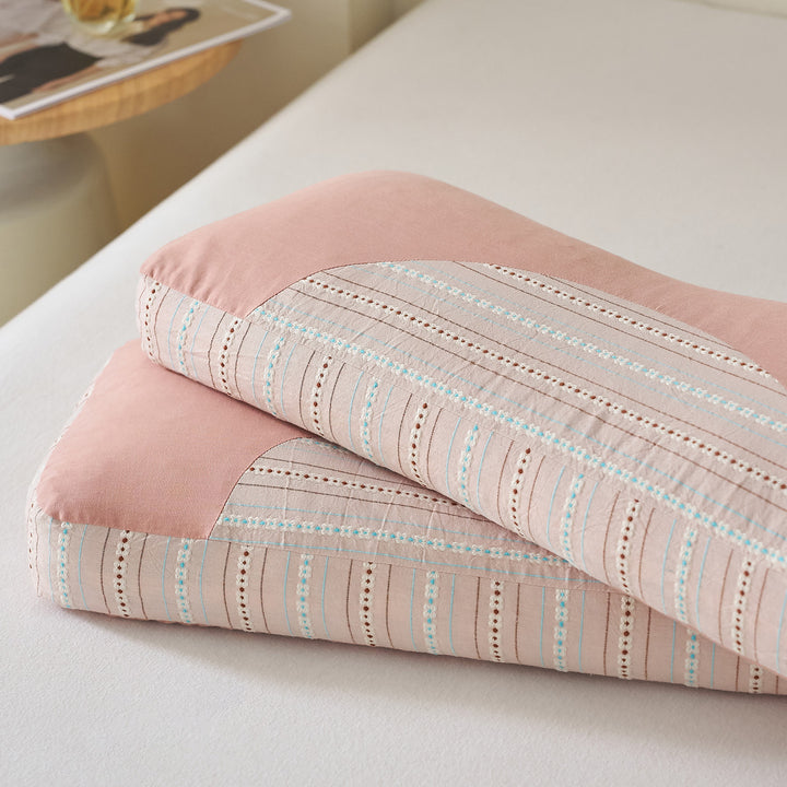 Ergonomic Sleep Pillow with Fine Pattern Structure Stornfield