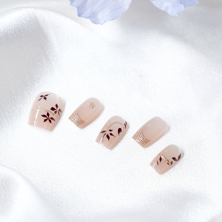 Artistic Press-On Nail Set with Floral Design Stornfield