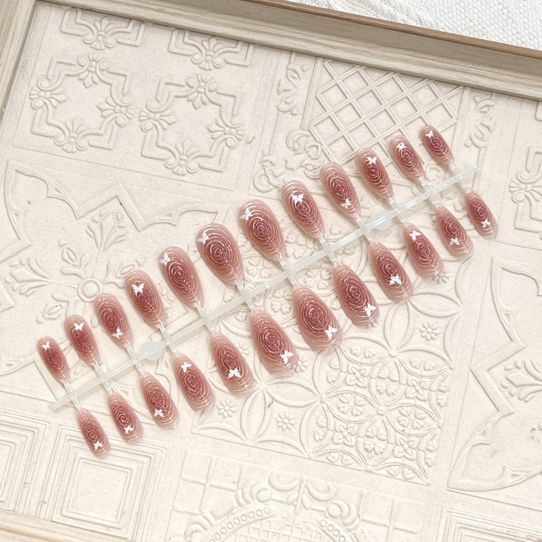 Artistic Floral-Accent Press-On Nail Set Stornfield