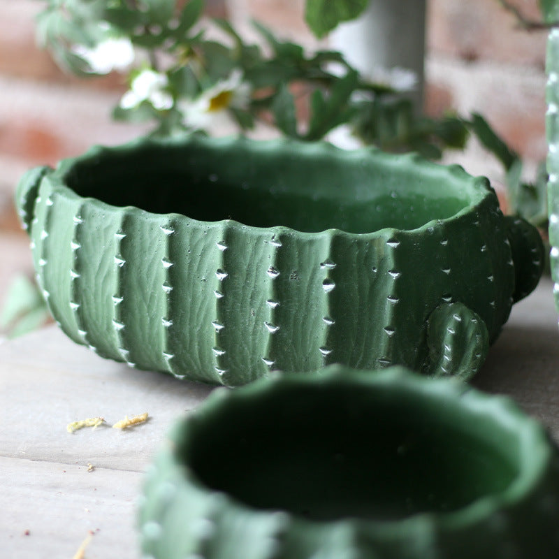 Decorative flower pot in cactus design Stornfield