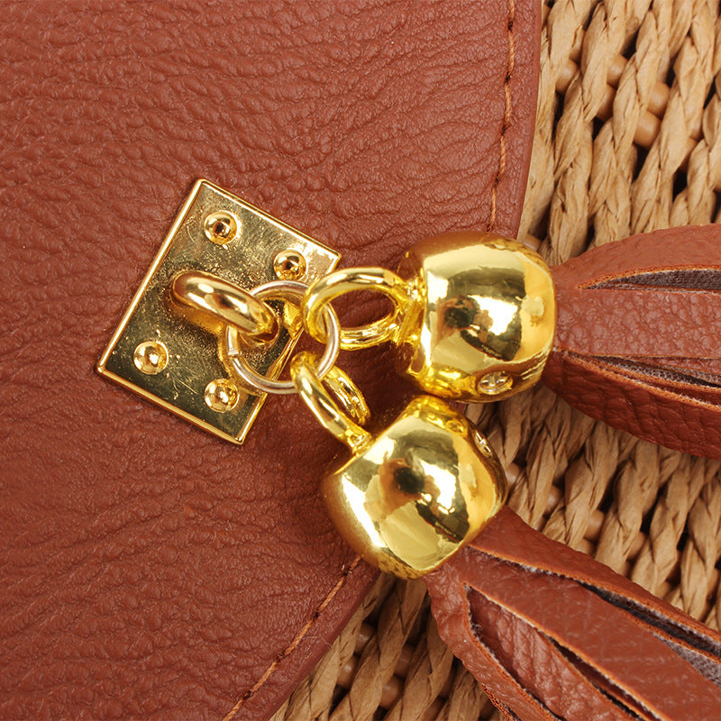 Shoulder bag with decorative fringes Stornfield