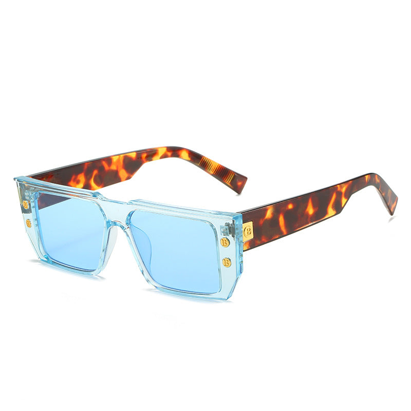Women's fashionable clear glasses with golden accents Stornfield