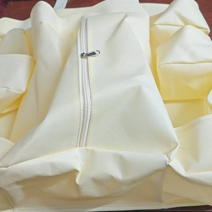 Practical storage bag with multiple compartments Stornfield