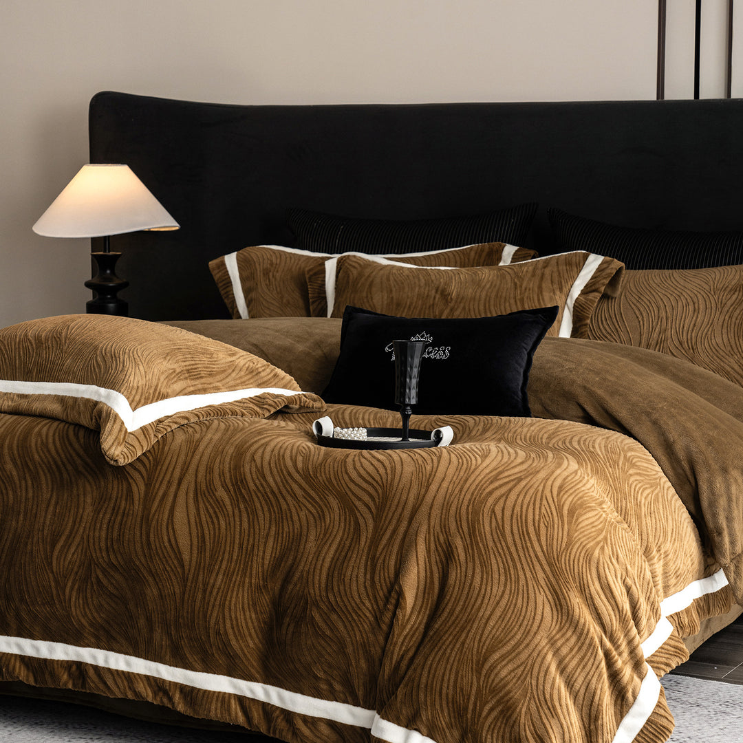 Luxurious velvet bedding set with relief structure and decorative trim