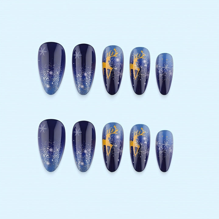 Creative artificial nails with winter motif Stornfield