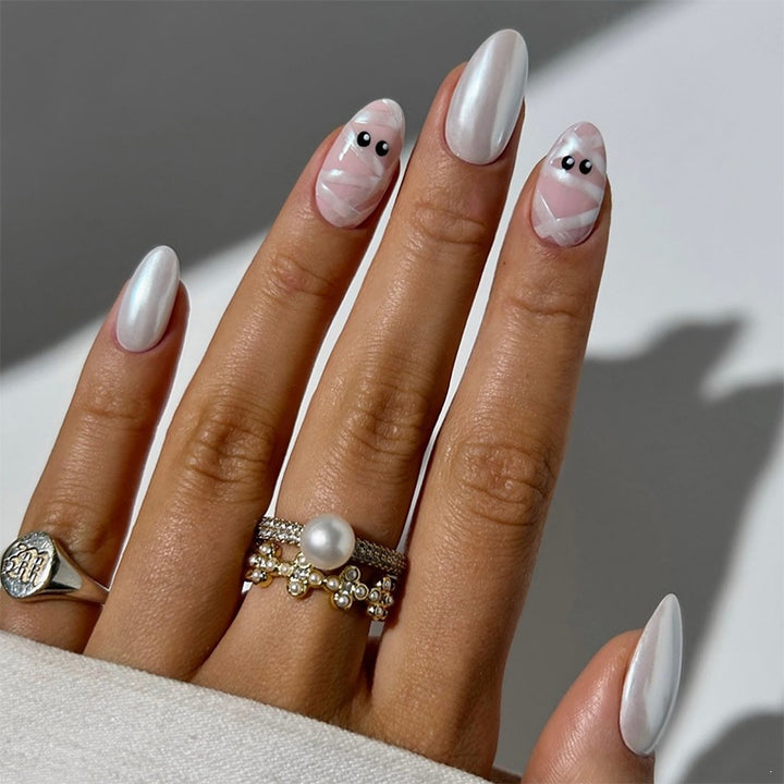 Acrylic nail set with delicate ballet motifs and shimmering accents Stornfield
