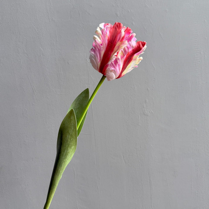 Lifelike Floral Accent