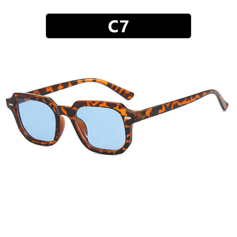 Women's square sunglasses with stylish frame structure and UV protection Stornfield