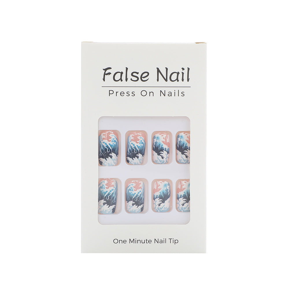 Nail art with wave pattern Stornfield