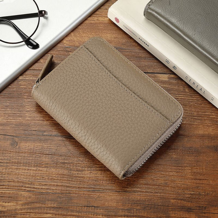 Durable Leather Zip Wallet Stornfield