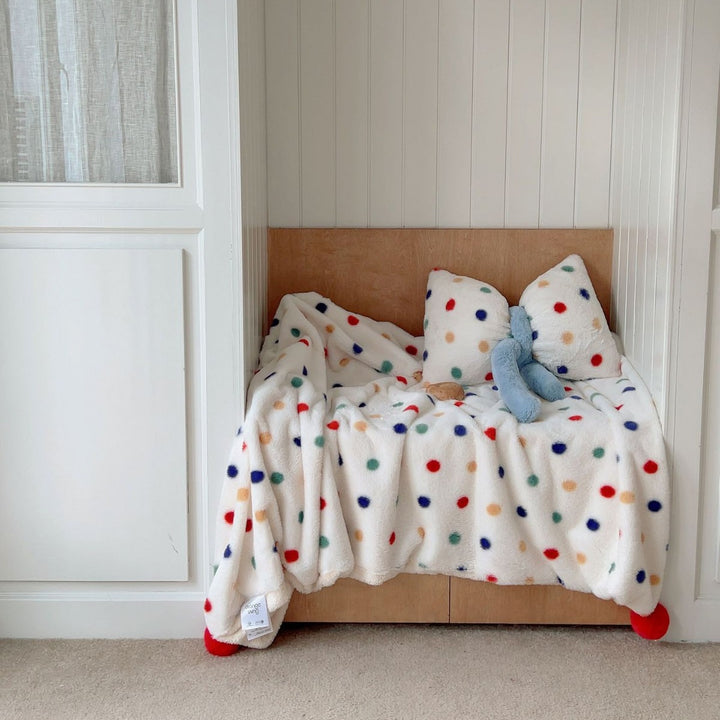 Plush Gingham Check Embroidered Fleece Throw Blanket with Bear Applique