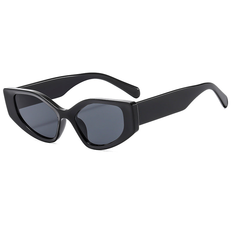 Women's fashionable sunglasses with contemporary, wide-angle frame Stornfield