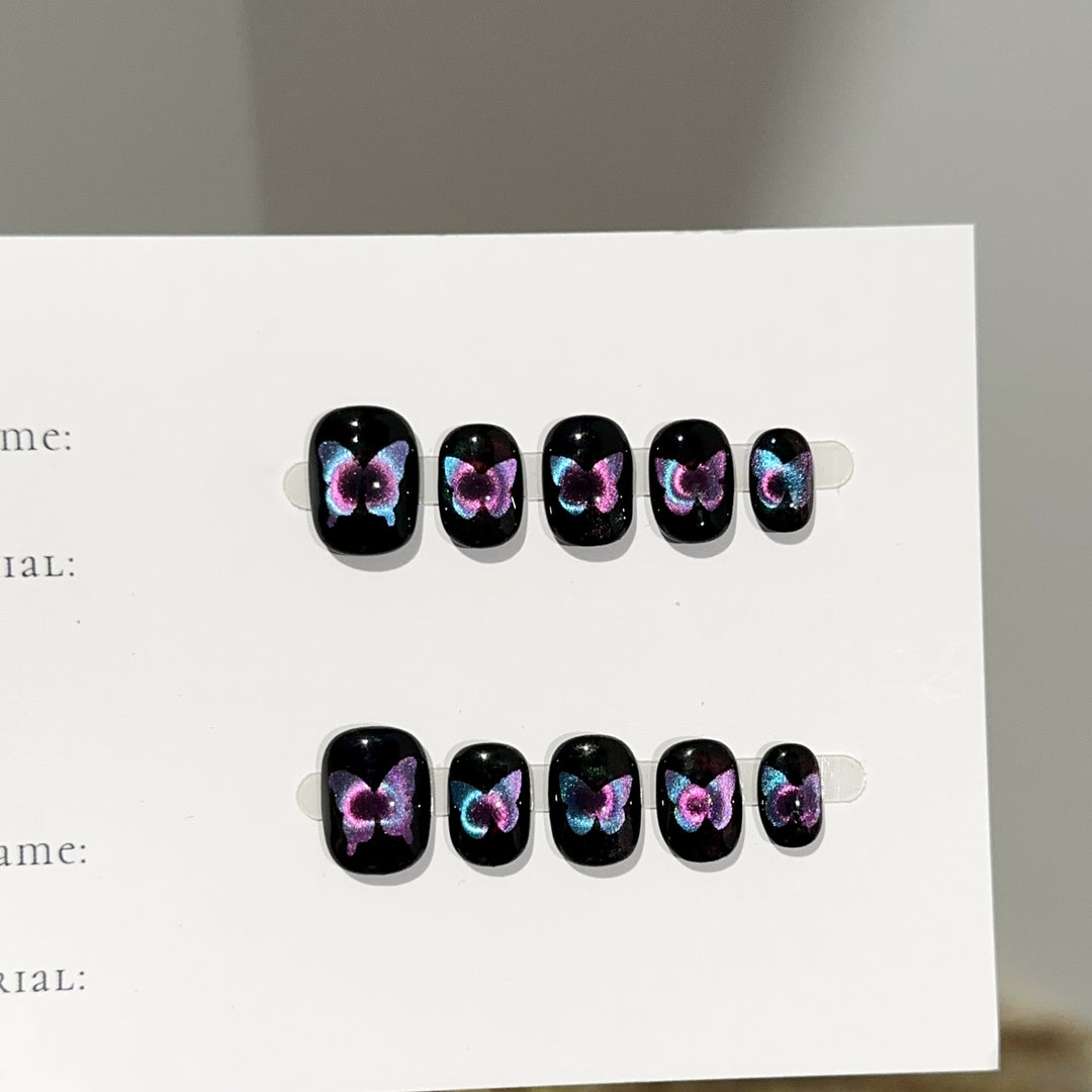Artistic Butterfly-Themed Press-On Nail Set