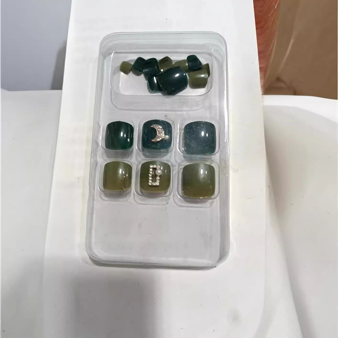 Decorative Press-On Nail Set with Gemstone Accents Stornfield