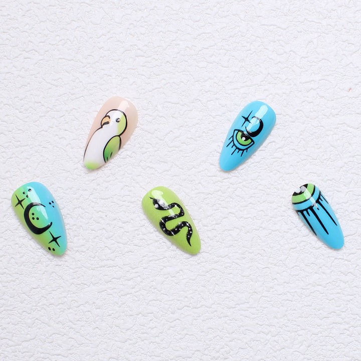 Artificial nail set with playful animal designs and eye-catching 3D designs Stornfield