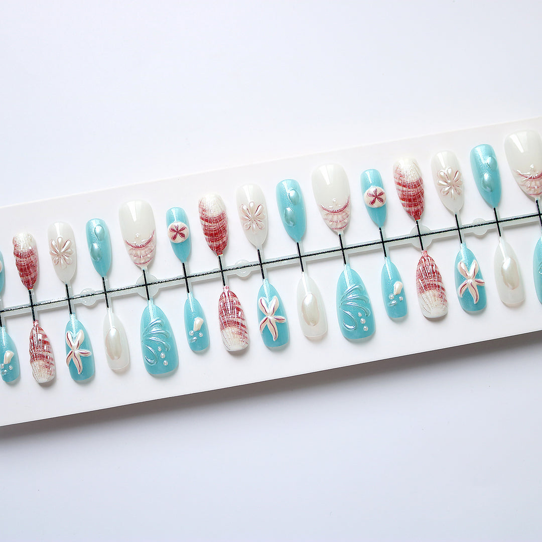 Coastal-Themed Press-On Nail Art Set Stornfield