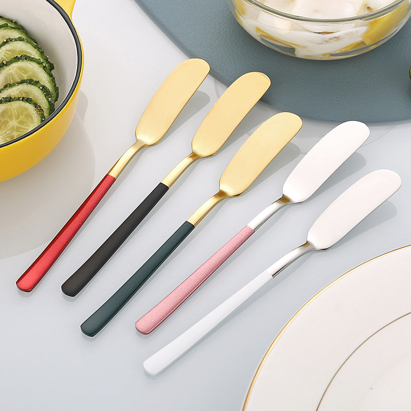 Elegant and Functional Spreading Knife Stornfield