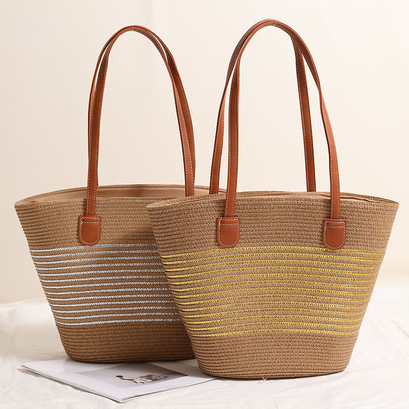 Elegant bast handbag with leather accents Stornfield