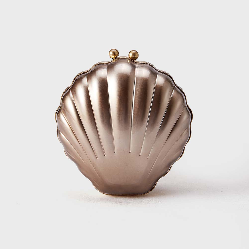 Artistic Shell-Shape Clutch