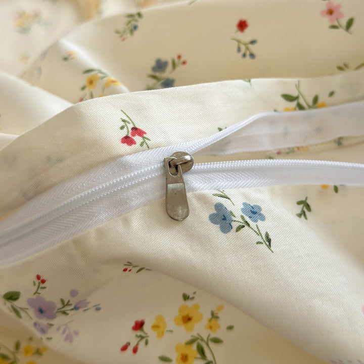 Floral Tie-Closure Cotton-Blend Duvet Cover Set with Ruffled Edge Pillow Shams