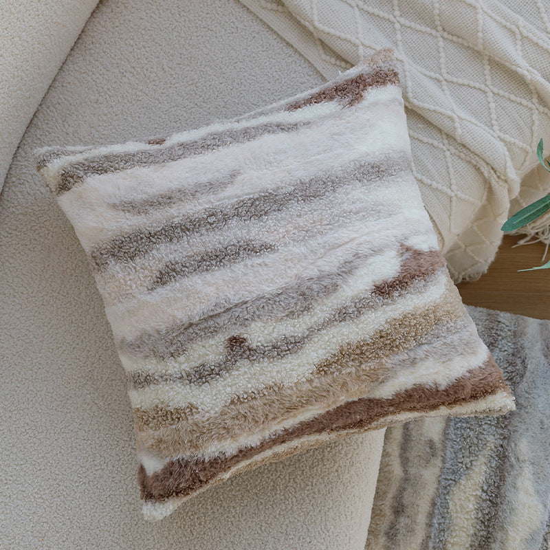 Decorative cushion with fine herringbone structure Stornfield