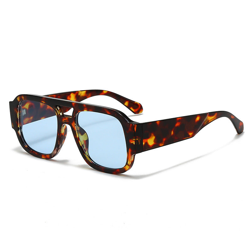 Unisex Bold Frame Retro Sunglasses Stornfield