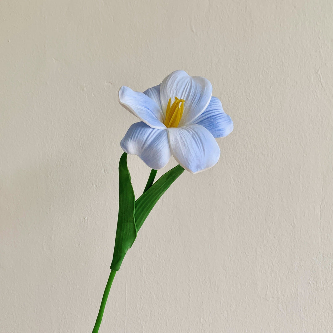 Decorative Artificial Lily Stem