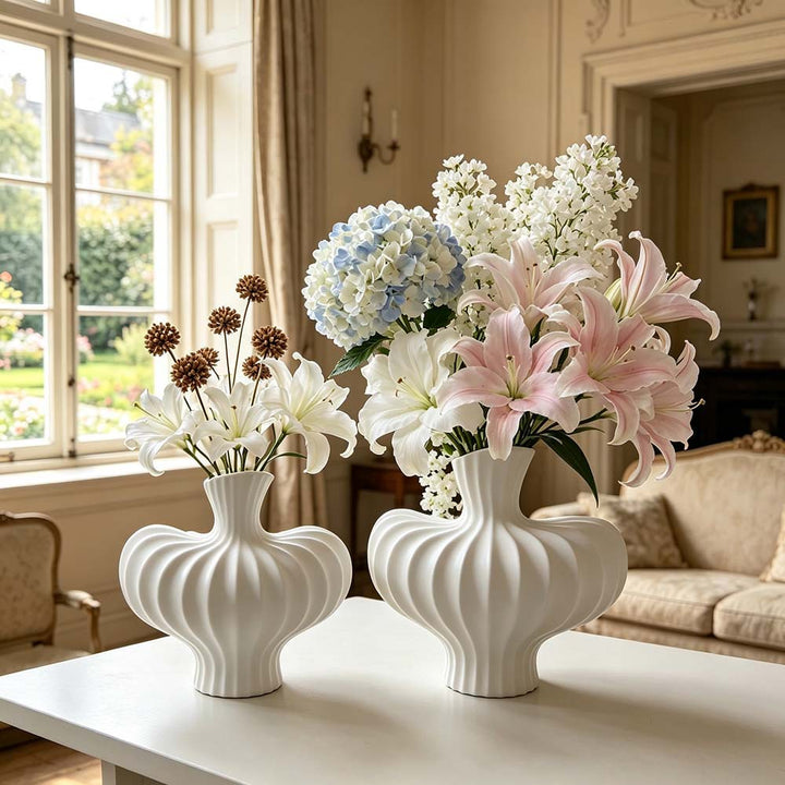 Sculptural Decorative Centerpiece Vase Stornfeild