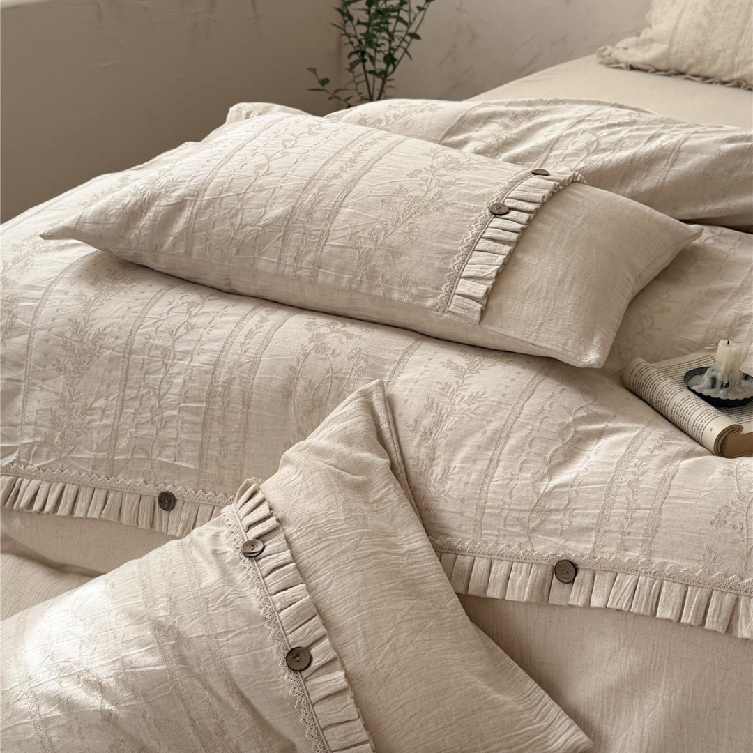 Vintage Floral Linen-Blend Duvet Cover Set with Frilled Trim and Wooden Button Closure