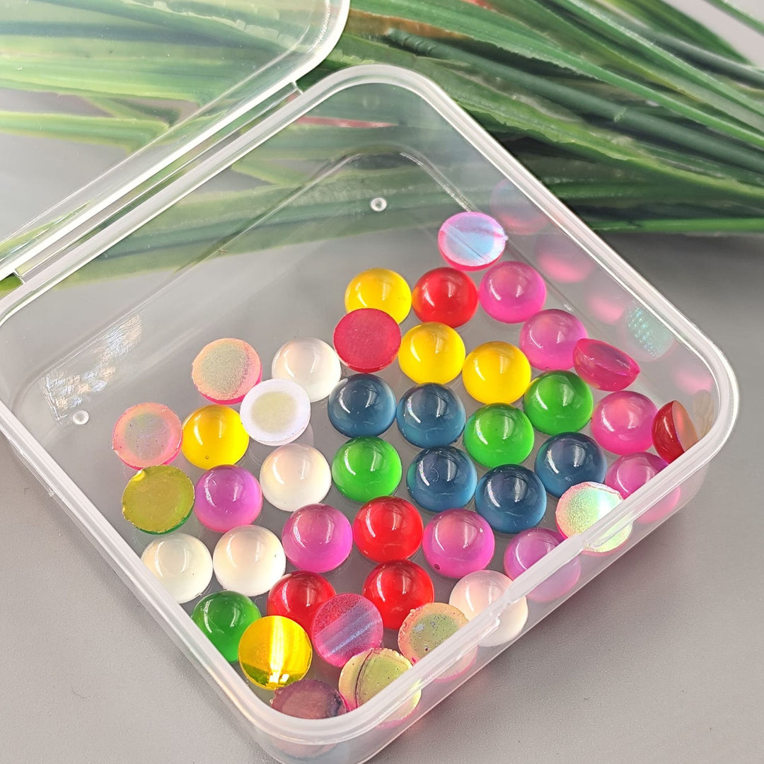 Elegant resin balls Stornfield