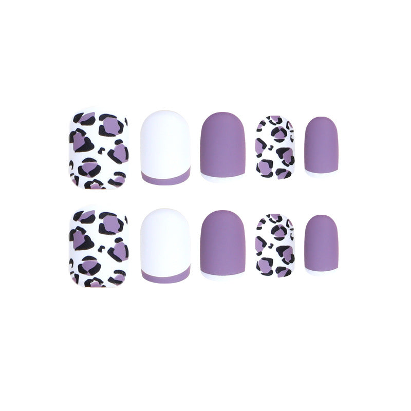 Glamorous nail art with elegant leopard patterns and gradient Stornfield