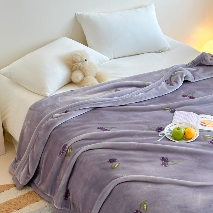 Plush Microfiber Cartoon Bear Fleece Throw Blanket
