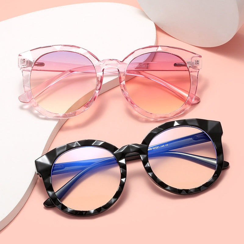 Women’s fashionable sunglasses with harmonious color gradient and unique design Stornfield