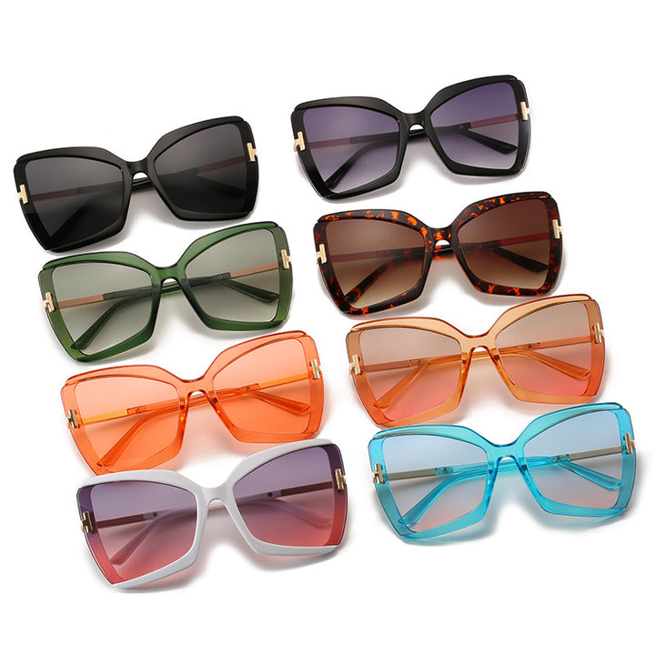 Luxurious Oversized Shield Sunglasses Stornfield