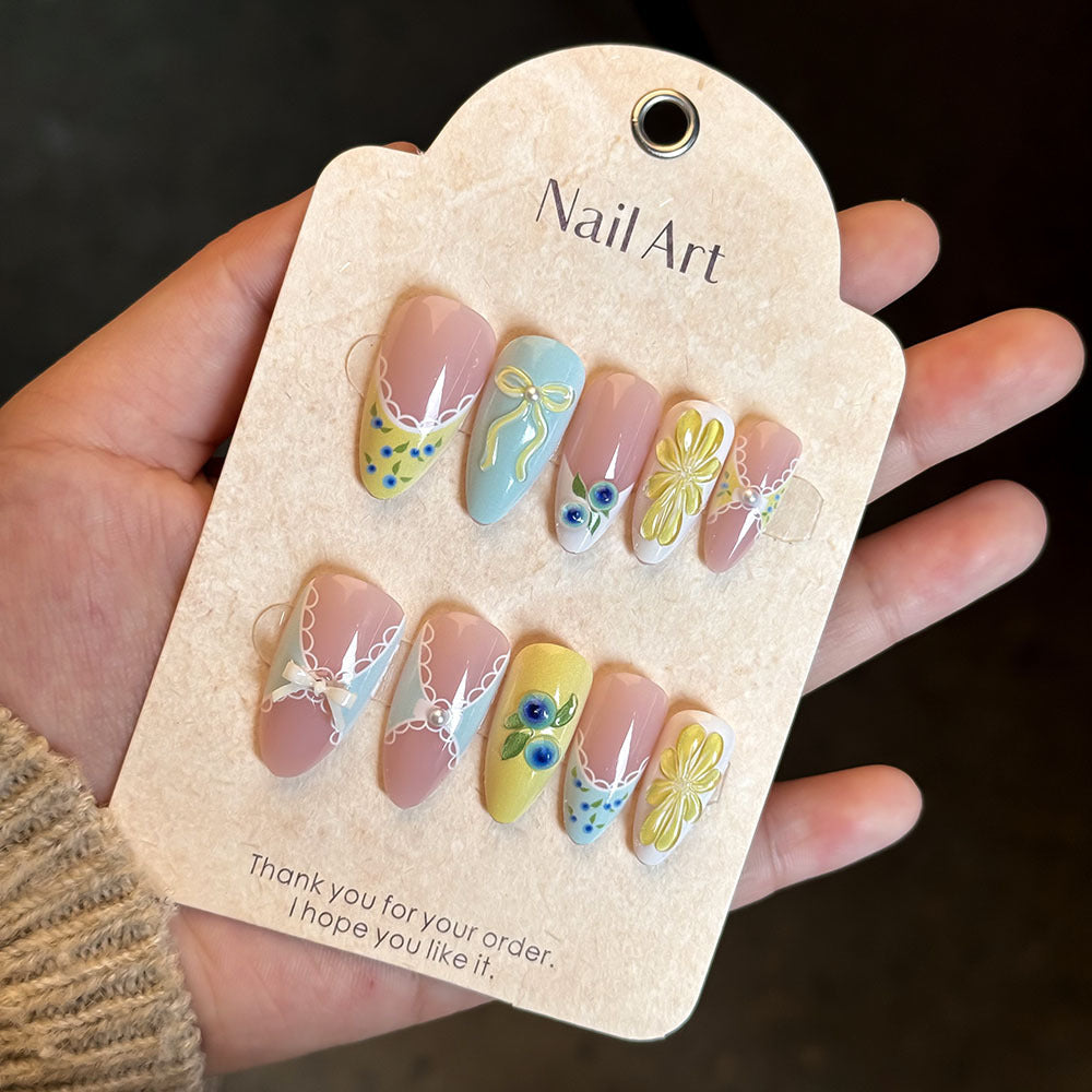 Artistic Decorative Press-On Nail Set Stornfield