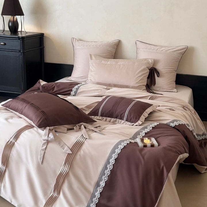 Luxury Lace-Trimmed Cotton Sateen Duvet Cover Set with Ribbon-Tied Pillow Shams