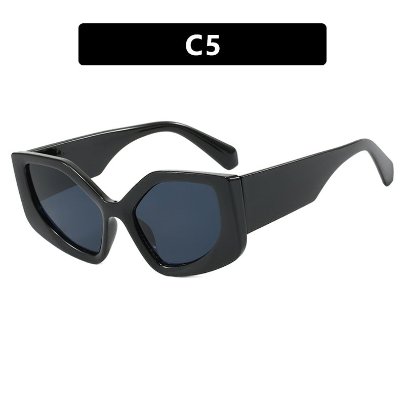 Women's striking sunglasses with oversized design and stylish gradient Stornfield
