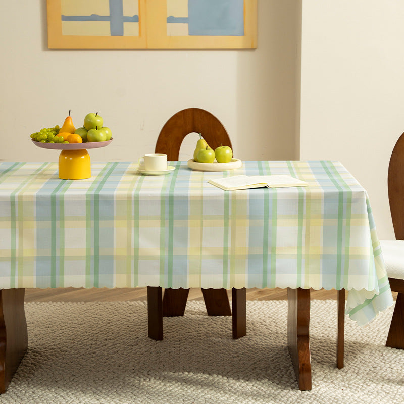 Wipeable tablecloth with star pattern and wavy hem Stornfield